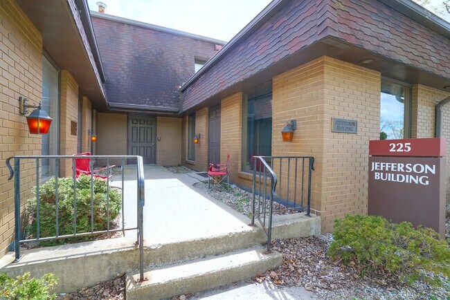 Photo - Jefferson Street Apartments Unidad 7