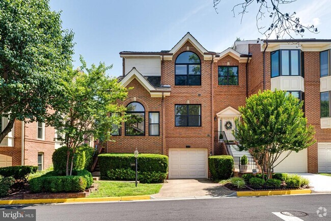 Building Photo - 1498 Hampton Hill Cir Rental