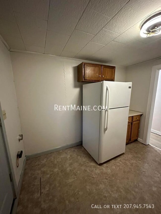 171 Riverside Dr Unit 4