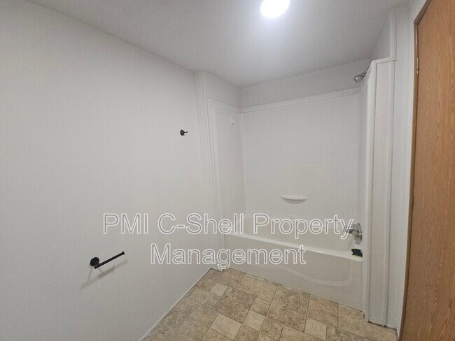 Photo - 3902 Bowens Ct