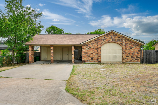 Building Photo - 2008 Old W Pl Unit B Rental