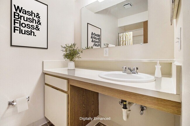 Photo - Pine Knoll Apartments