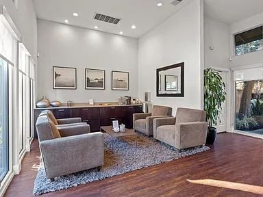 Photo - "Cozy 1-Bed Sanctuary in Prime Santa Clara Location!"