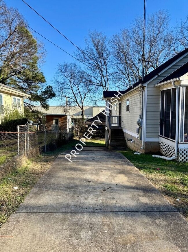 Photo - 4320 Ohls Ave