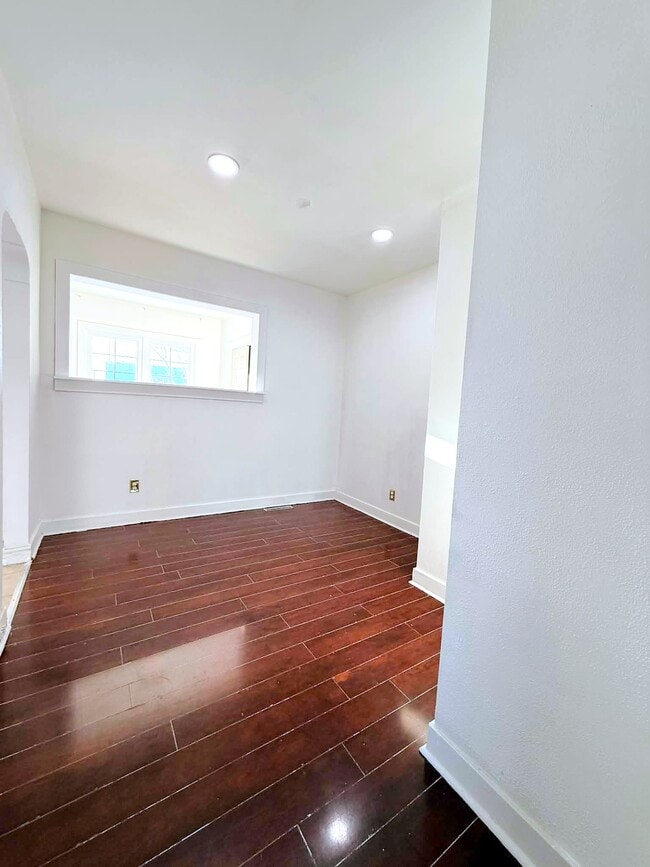 Photo - 2373 Tourangeau Rd