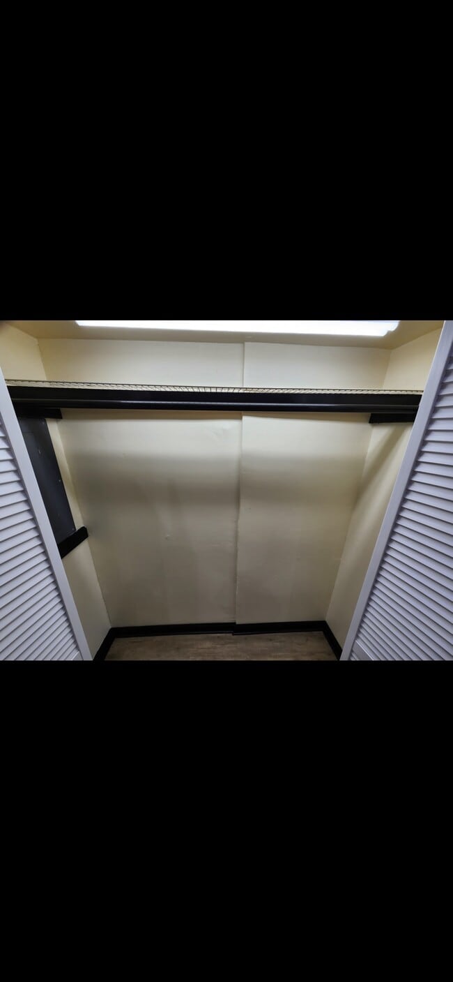 Photo - 2037 S 4th St Unit 1