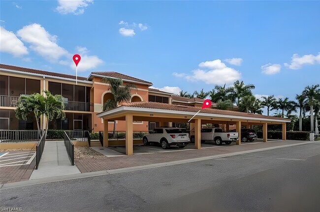 Aparcamiento - 13671 Julias Way Unidad 1225