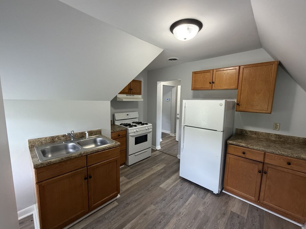 Photo - 221 Grant St Unit 221-C