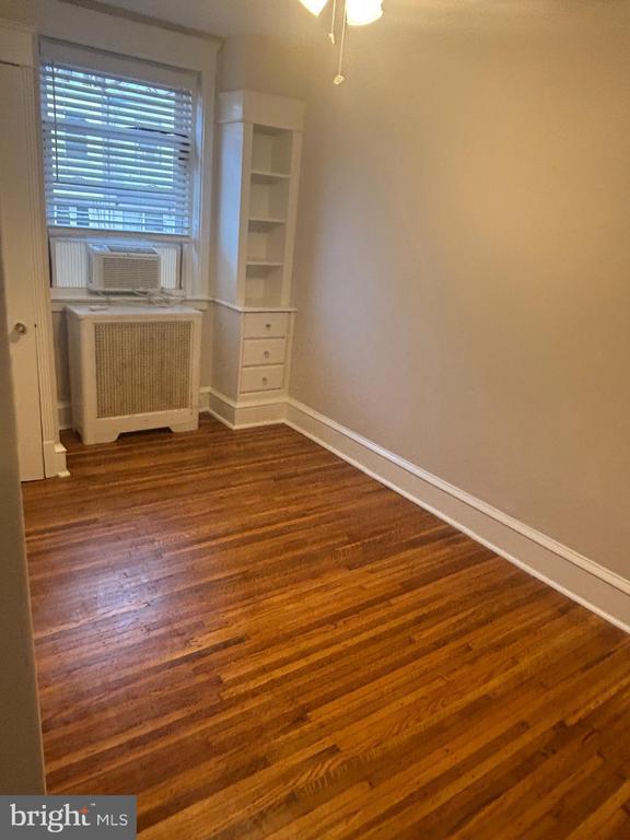 Photo - 3423 Vaux St