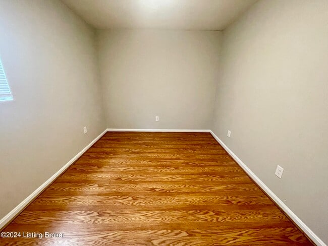 Photo - 4144 Greenwood Ave