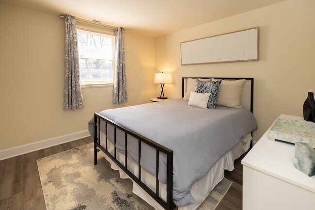 Hyde Park Apartments