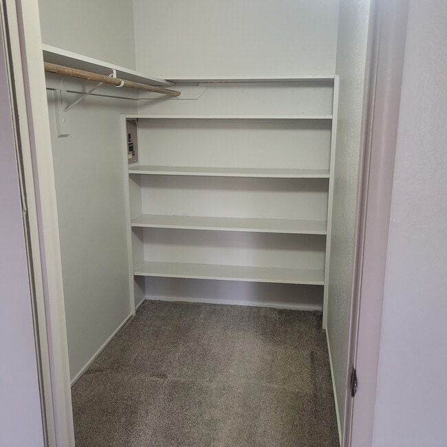 Photo - 1079 Poplar St Unit G