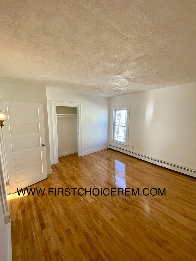 51 Pierce St Unit 4