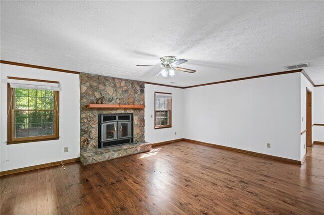 Photo - 1321 Timbercrest Dr