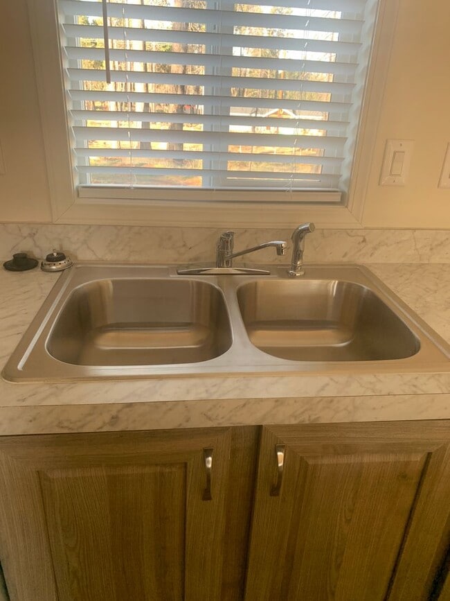 Photo - Magalia Home for rent, 3bed 2bath, enclose...