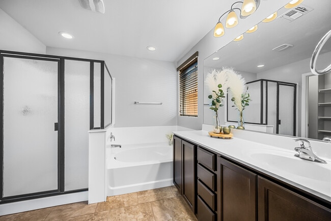 Photo - 5032 S Curie Way