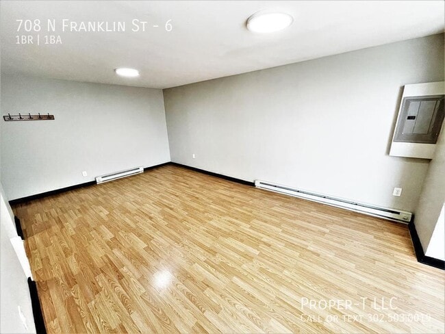 Photo - 708 N Franklin St Unidad 6