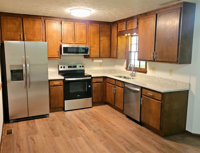 520 Hardy Cir