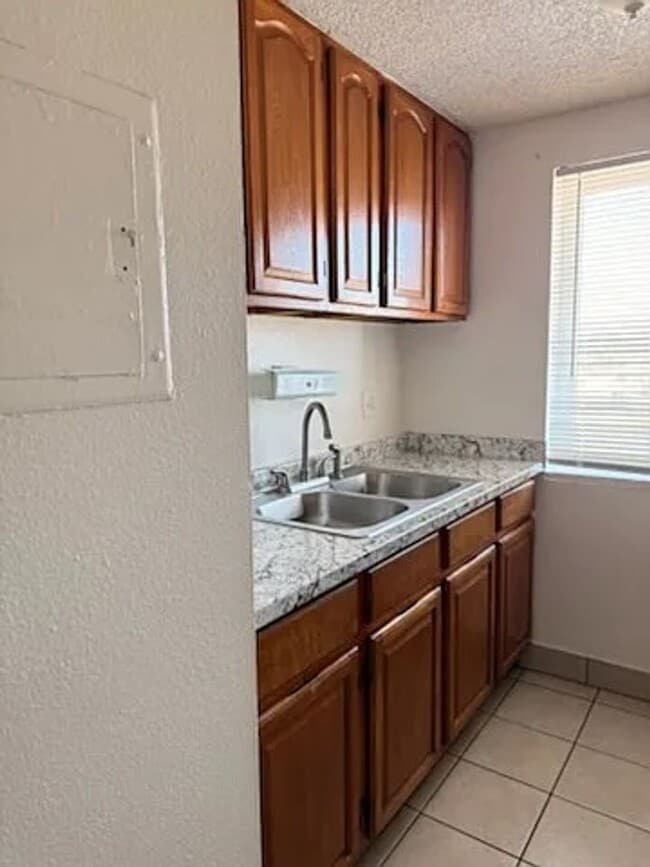 Building Photo - 2647 W Evans Ave Unit 2408