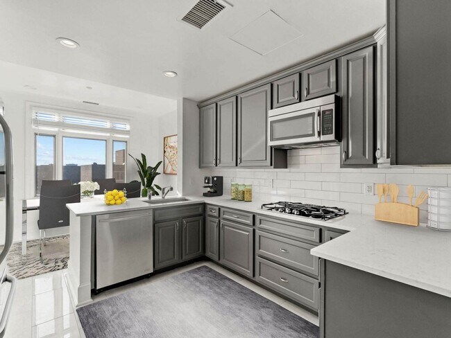 Photo - 2401 Pennsylvania | 2-Bedroom Apartments
