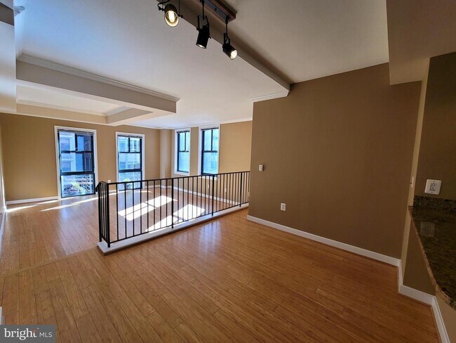 Photo - 631 D St NW Apartamento Unidad 229
