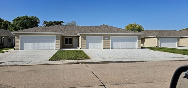Building Photo - Newly constructed 2 bedroom apartment Unit Apartment B