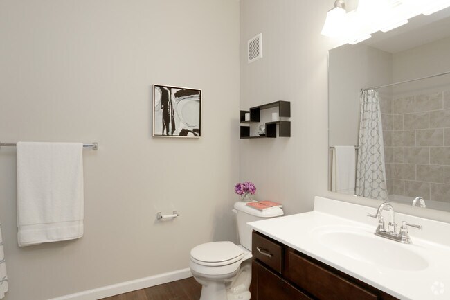 Catalina - Bathroom