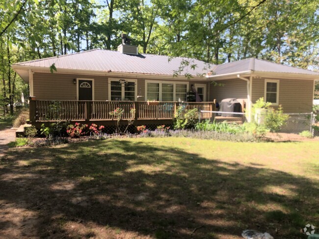 Building Photo - 160 Windfall Dr Rental