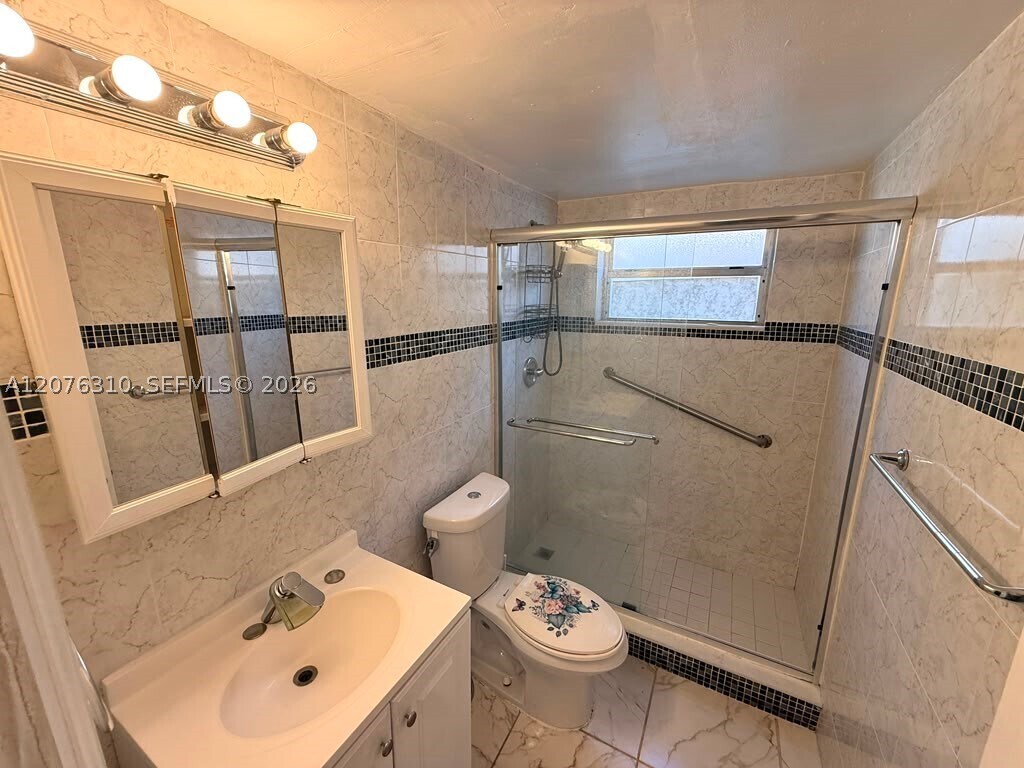 Photo - 350 E 21st St Unit 108