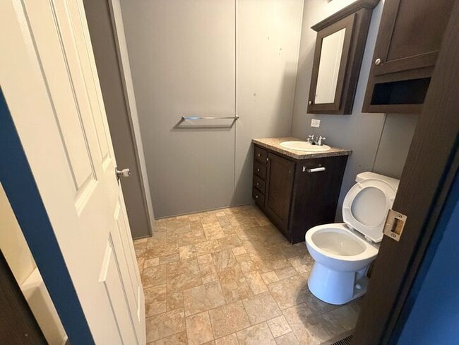 Photo - 76 E U.S. Hwy 6