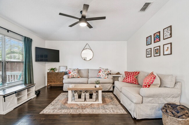 Photo - 1168 Bass Blvd