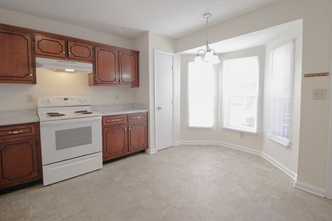 Photo - 2006 Tynewood Dr