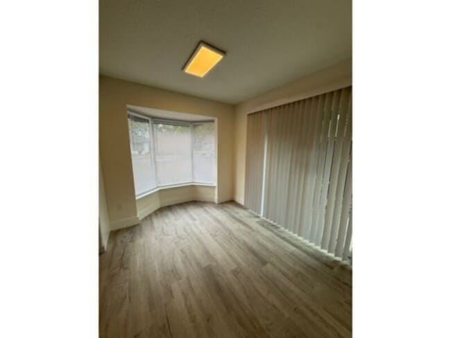 Photo - Totally Updated 2 Bedroom w/ Fireplace &am...