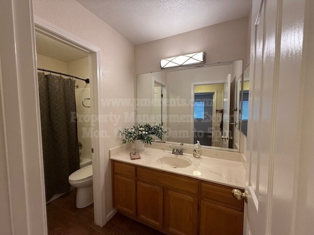 Photo - 9916 River Oaks Dr