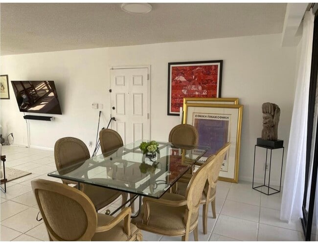 Photo - 7170 Promenade Dr Unit 301