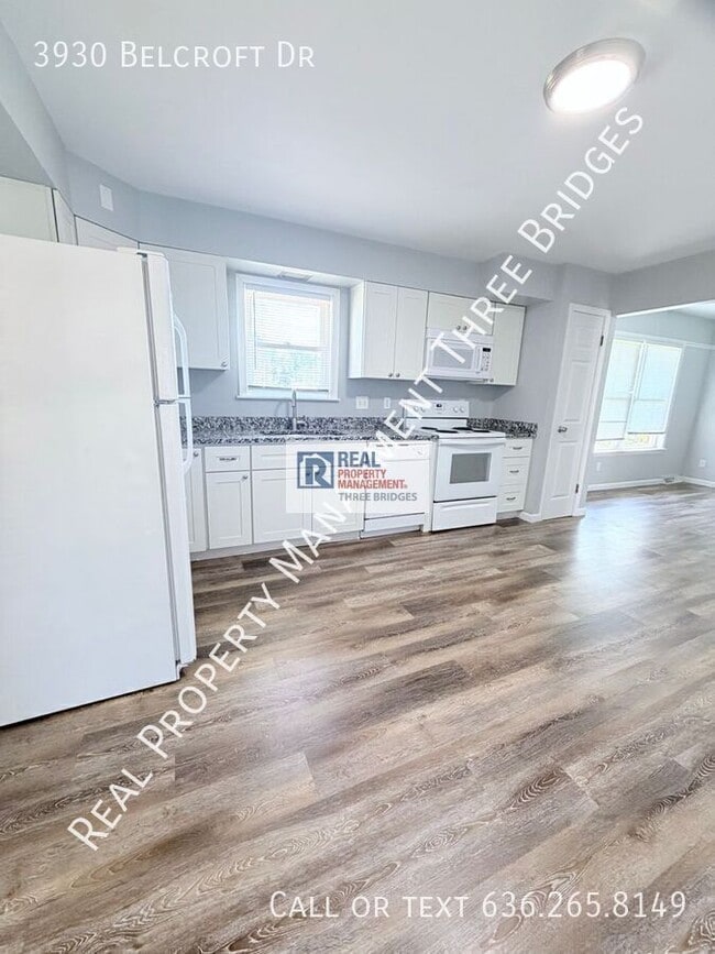 Photo - 3930 Belcroft Dr