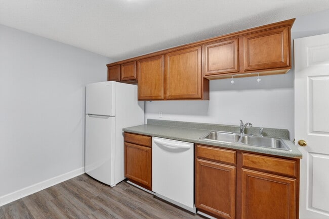 Photo - "Charming 1-Bedroom Haven in a Great Savannah Location!"