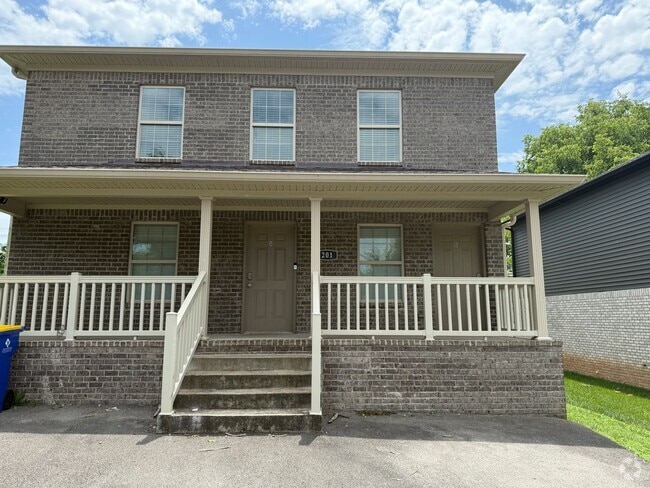 Building Photo - 201 Cherry Way Unit B Rental