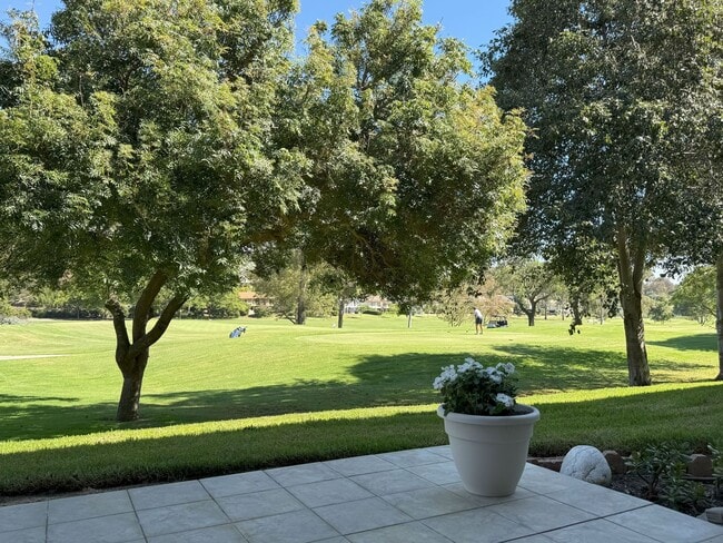 Building Photo - Enjoy stunning panoramic views of the golf... Rental