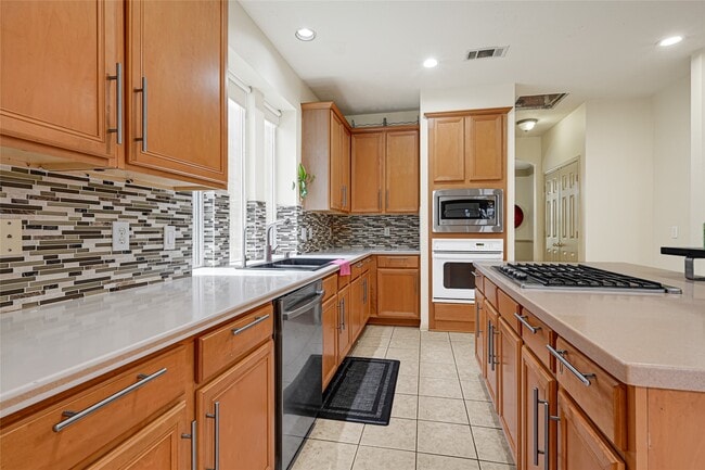Photo - 13911 Blue Vista Dr