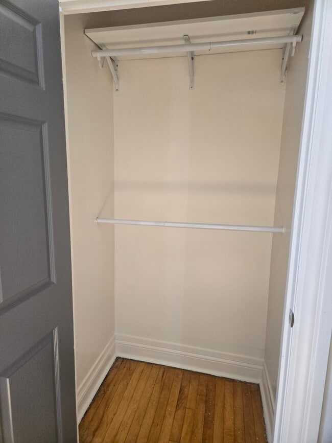closet - 3259 W Potomac Ave Unit 2