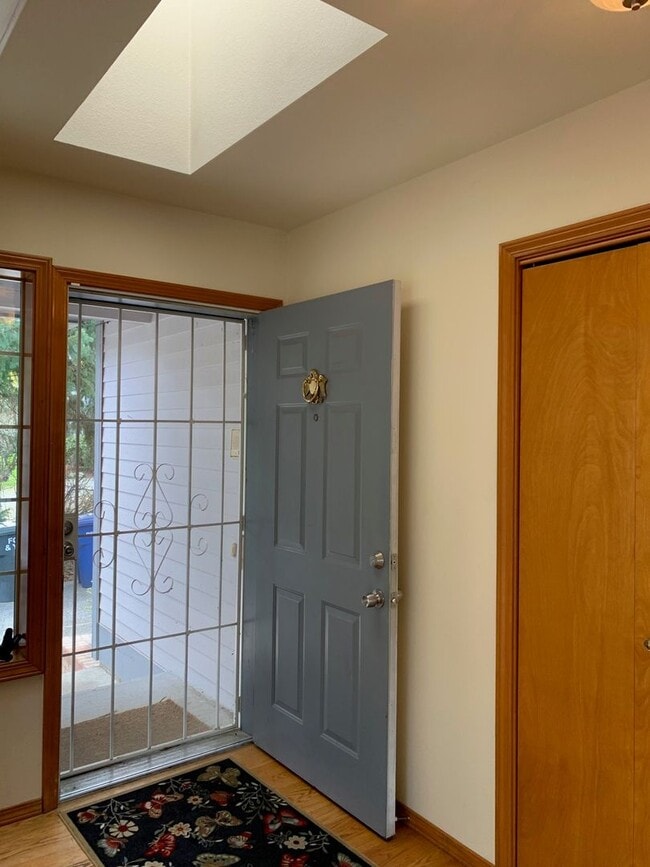 Photo - Well maintained 3 bed 2 bath rambler home in quiet Zenith neighborhood in Des Moines