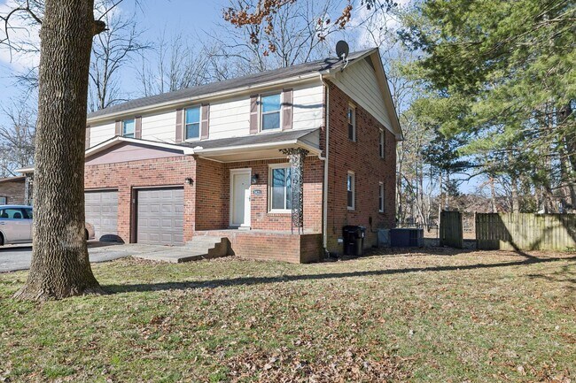 1421 Huntington Dr