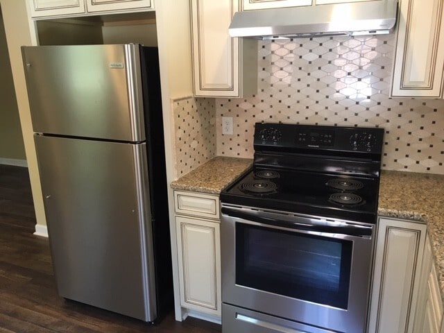 Photo - 2817 Beechwood Dr