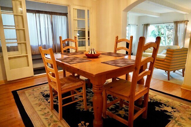 Photo - 1220 S Woods Ave