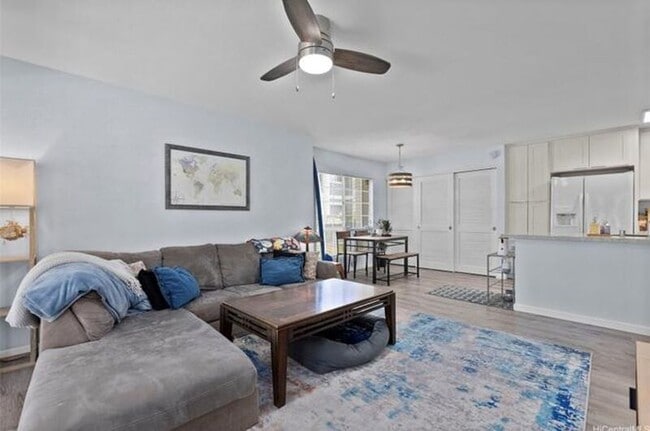 Photo - 516 Mananai Pl Unit #15A
