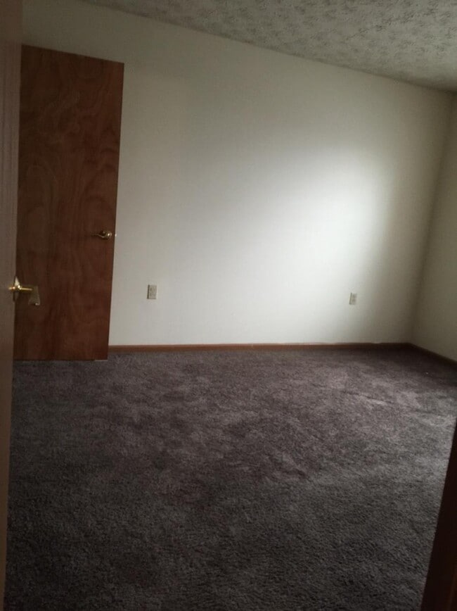 Dylan Heights Apts