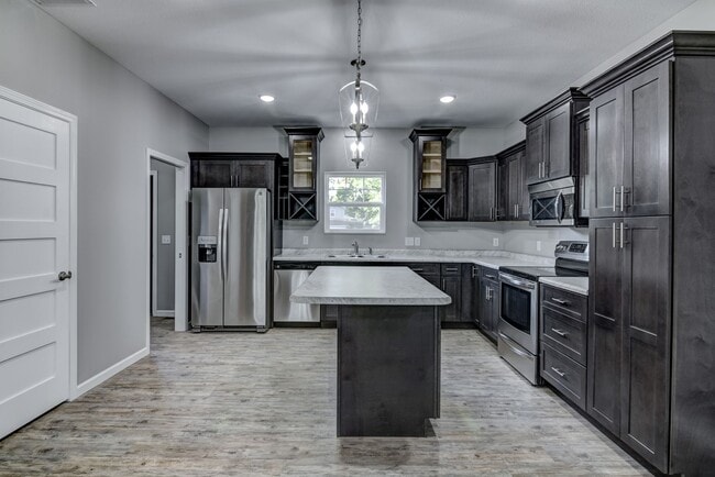 Photo - 302 12th St SE Unit A