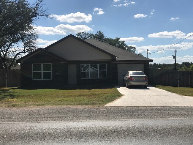 West Lampasas home - West Lampasas home