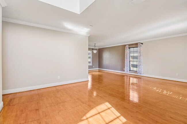 Photo - 16810 Blairstone